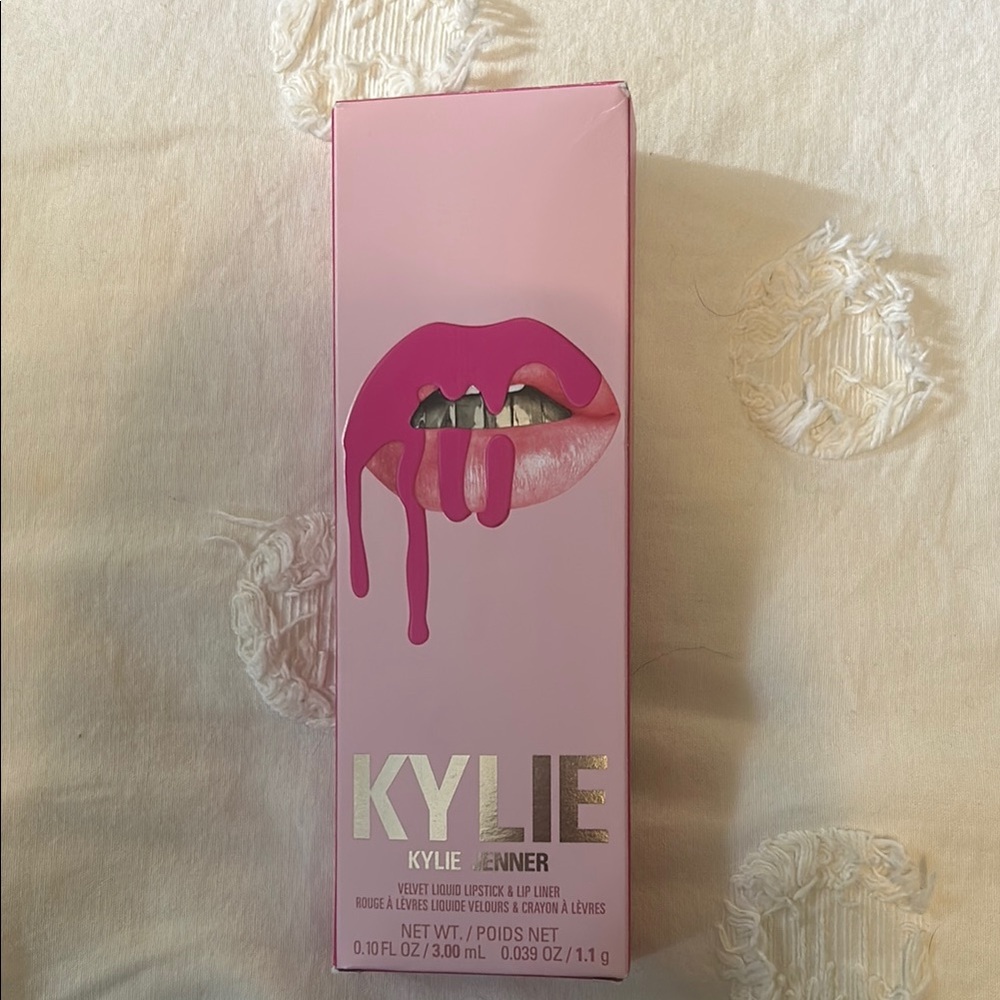 Kylie Velvet Liquid Lipstick - Pink